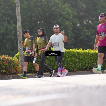 Runner Photo 6559377