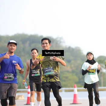 Runner Photo 6559442