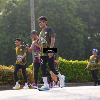 Runner Photo 6559543