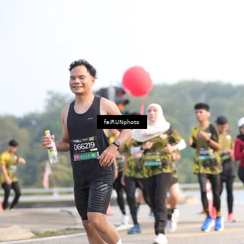 Runner Photo 6559556