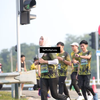 Runner Photo 6559597