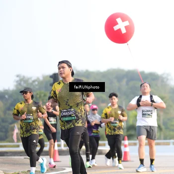 Runner Photo 6559659