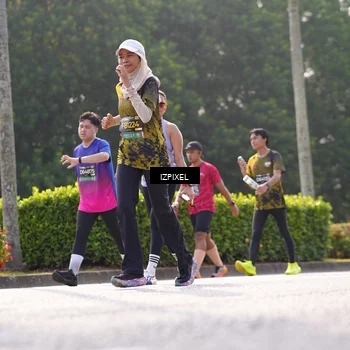 Runner Photo 6559676