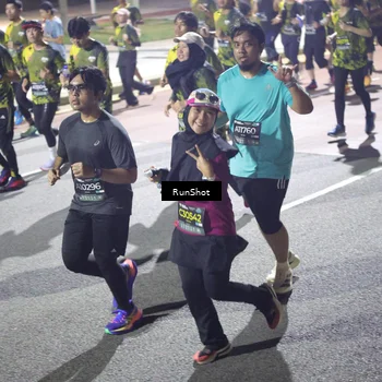 Runner Photo 6559678