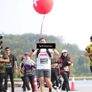 Runner Photo 6559688