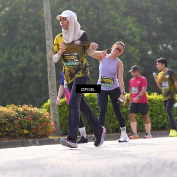 Runner Photo 6559695
