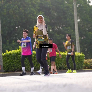 Runner Photo 6559704