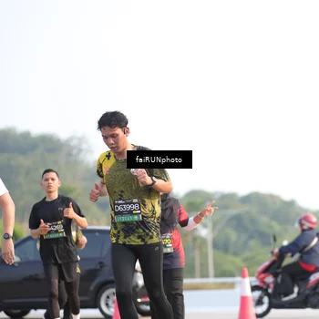 Runner Photo 6559711