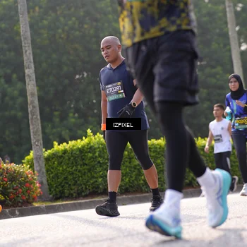 Runner Photo 6559740