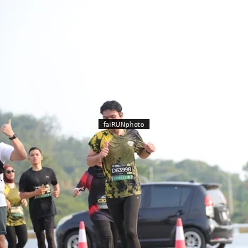 Runner Photo 6559752