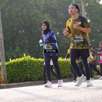 Runner Photo 6559758