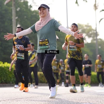 Runner Photo 6559854