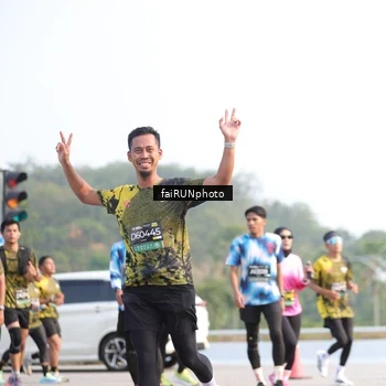 Runner Photo 6559859
