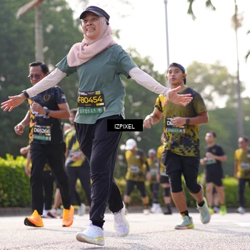 Runner Photo 6559893