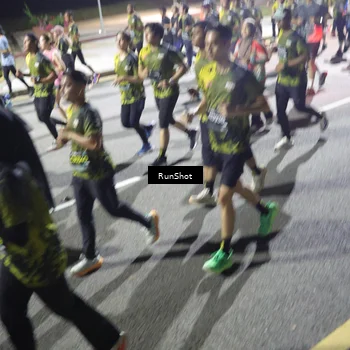 Runner Photo 6559913