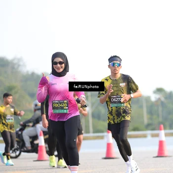 Runner Photo 6559925