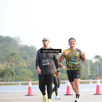 Runner Photo 6559947
