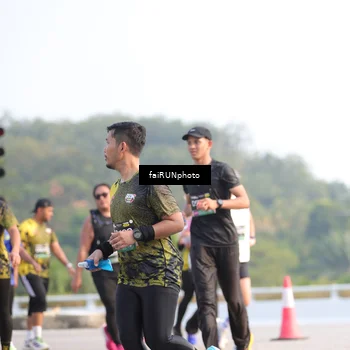 Runner Photo 6560000
