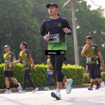 Runner Photo 6560010