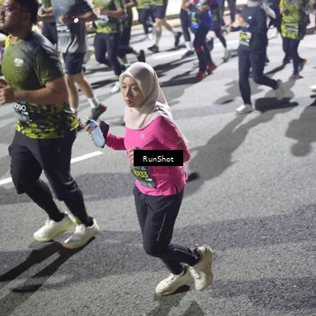 Runner Photo 6560014