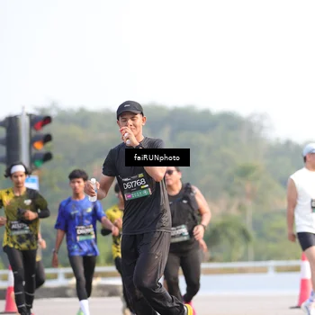 Runner Photo 6560018