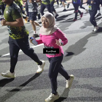 Runner Photo 6560043