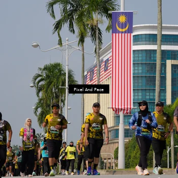 Runner Photo 6560055