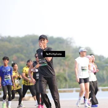 Runner Photo 6560059