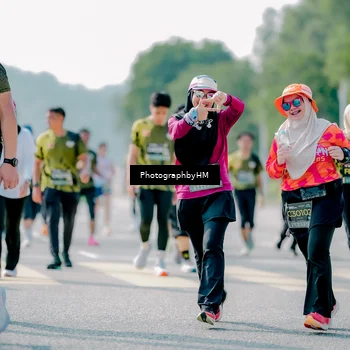 Runner Photo 6560100