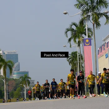 Runner Photo 6560107