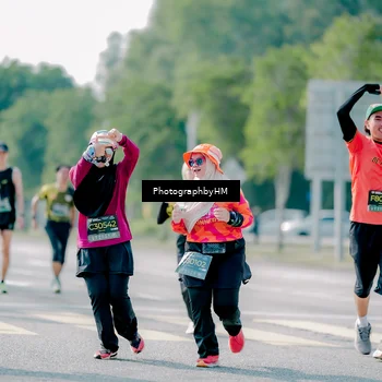 Runner Photo 6560122