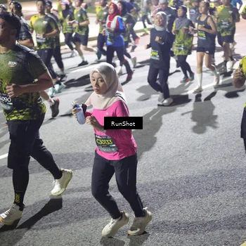 Runner Photo 6560135
