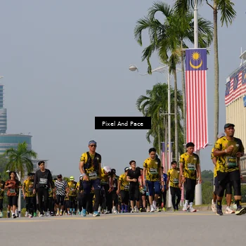 Runner Photo 6560183