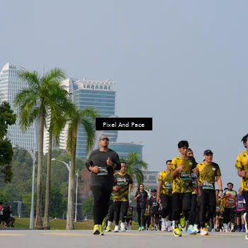 Runner Photo 6560196