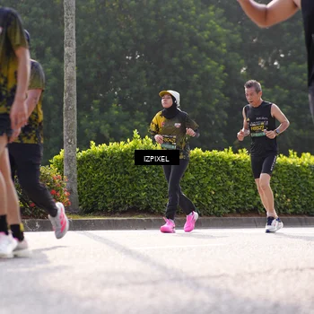 Runner Photo 6560198