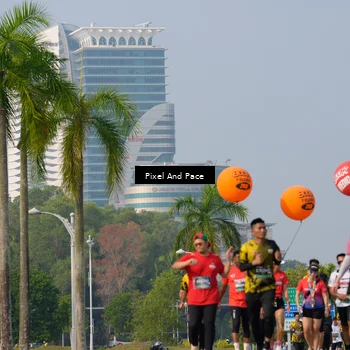 Runner Photo 6560213