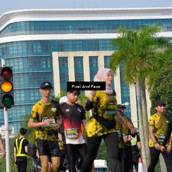 Runner Photo 6560216