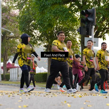Runner Photo 6560305
