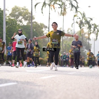 Runner Photo 6560328