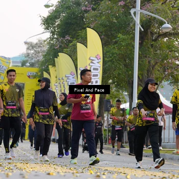 Runner Photo 6560345