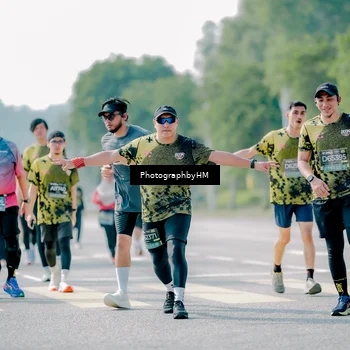 Runner Photo 6560348