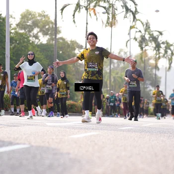 Runner Photo 6560349