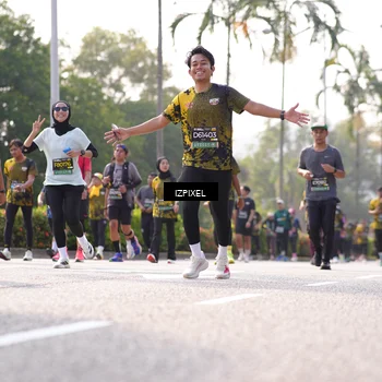 Runner Photo 6560360
