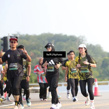 Runner Photo 6560367