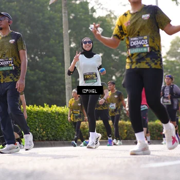 Runner Photo 6560379