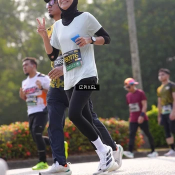 Runner Photo 6560392