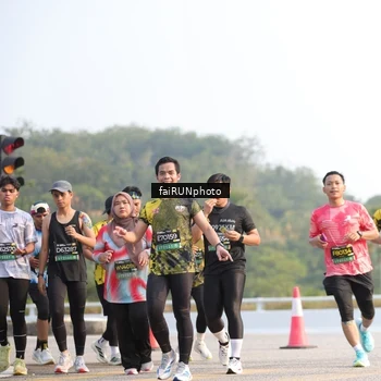 Runner Photo 6560394