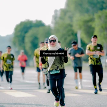 Runner Photo 6560417