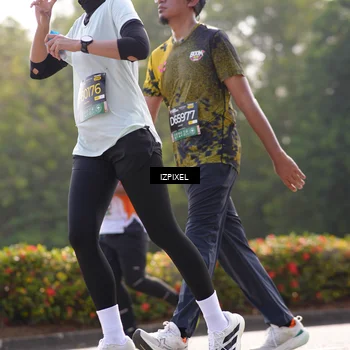 Runner Photo 6560434