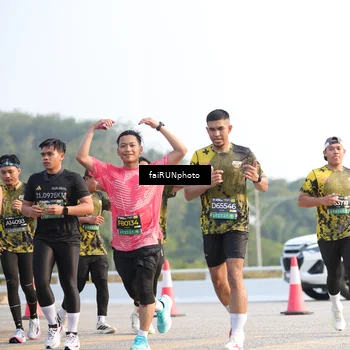 Runner Photo 6560439